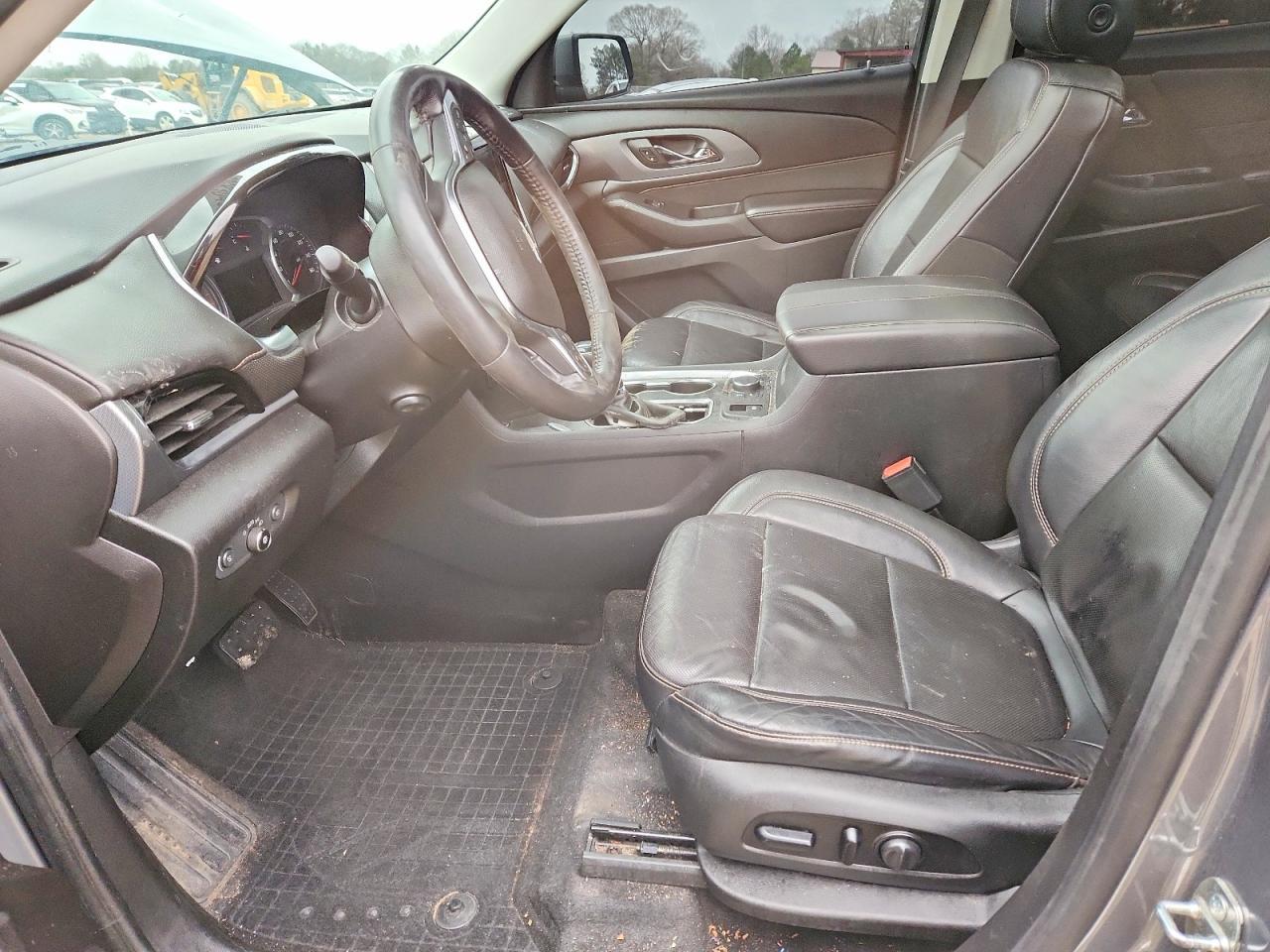 2018 Chevrolet Traverse Premier - Image 7