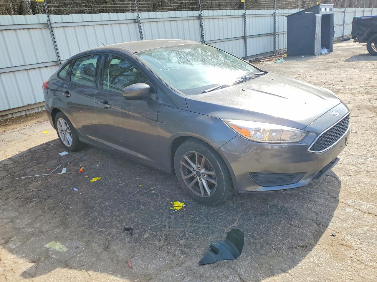 2018 Ford Focus Se - Фото 4