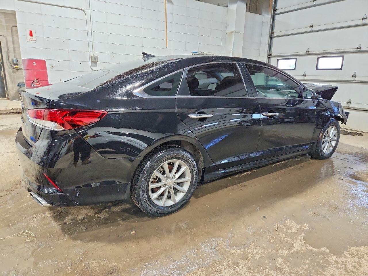 2019 Hyundai Sonata Sel - Фото 3