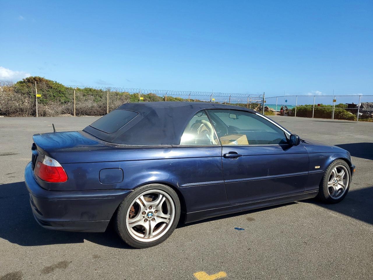 2002 BMW 330 Ci - Image 3