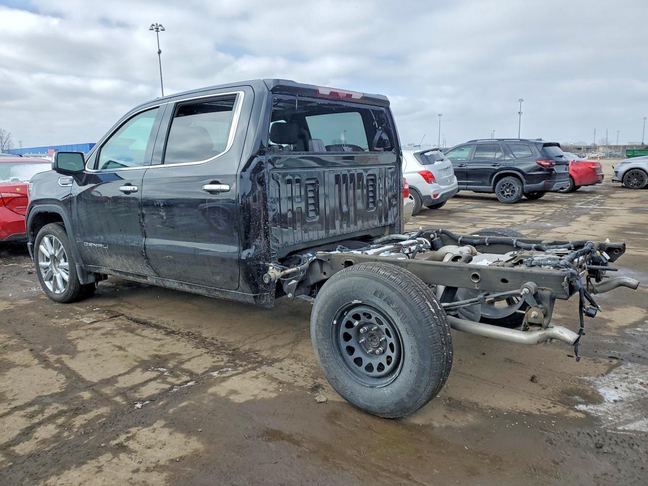 2024 GMC Sierra K1500 Denali - Фото 2