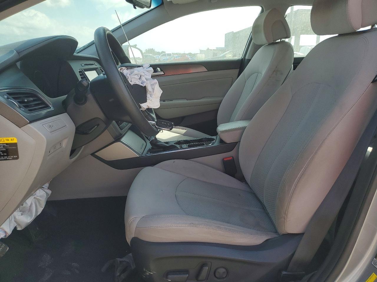 2016 Hyundai Sonata Sport - Image 7