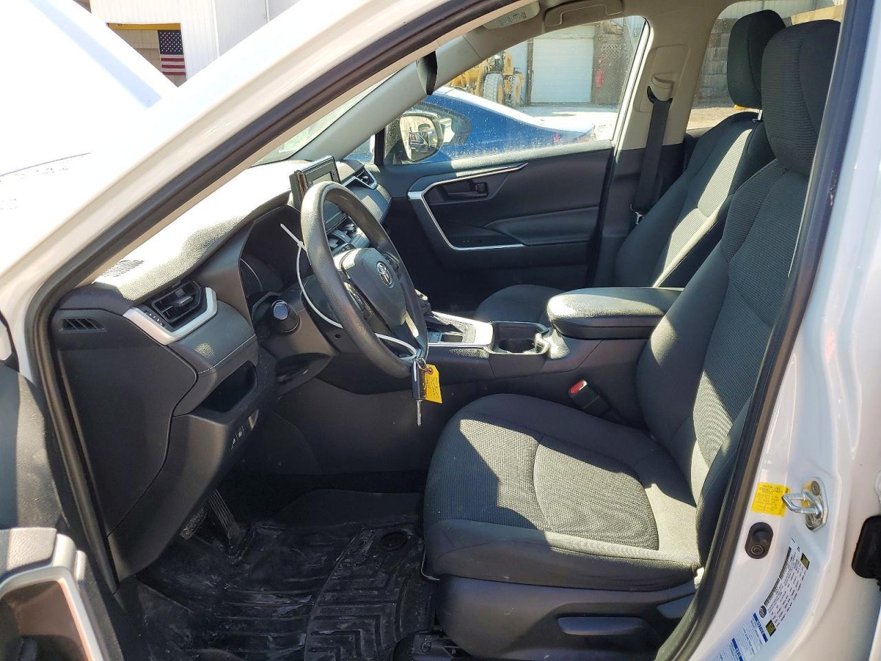 2019 Toyota Rav4 Le - Фото 7