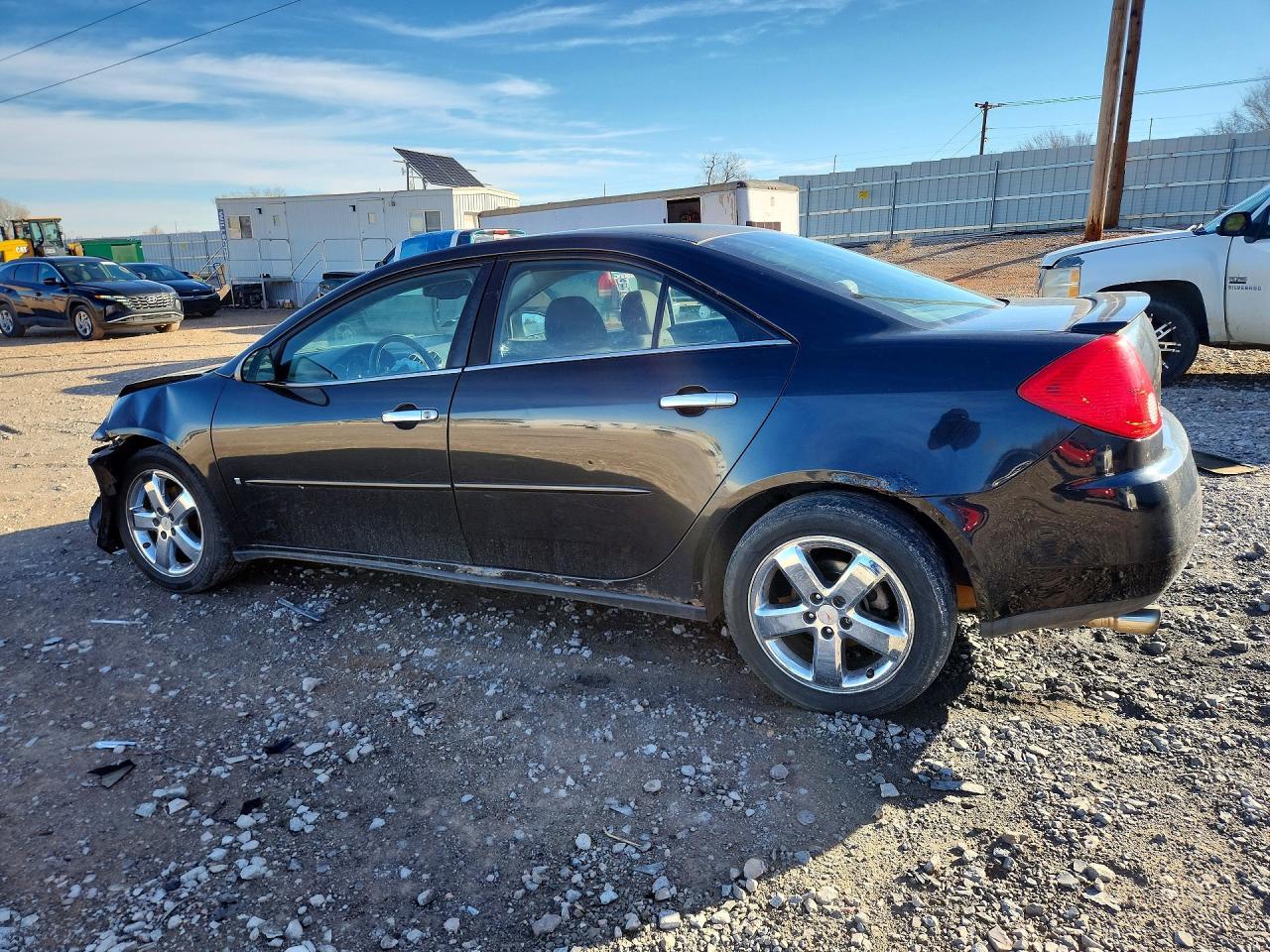 2009 Pontiac G6 - Image 2