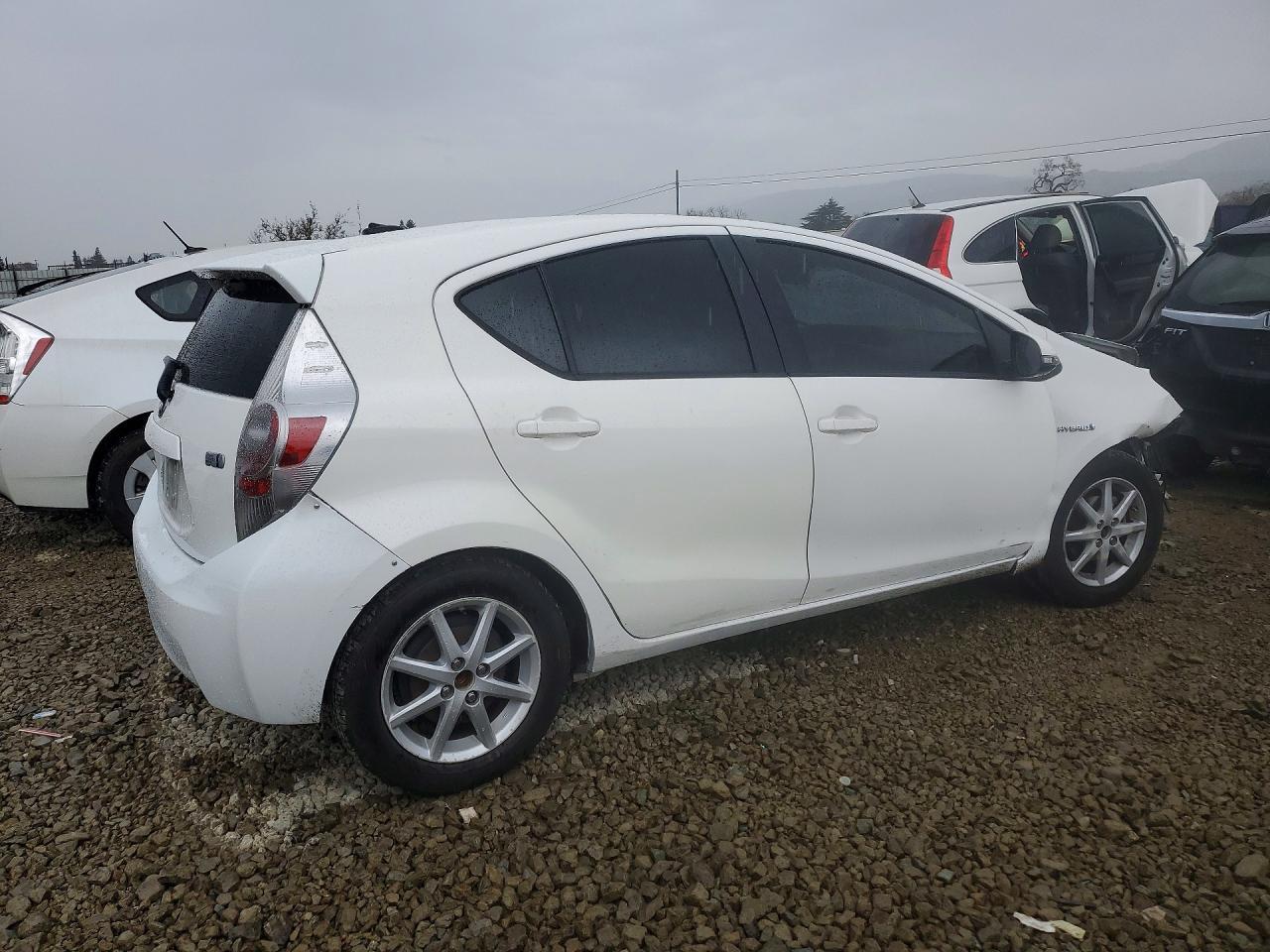 2012 Toyota Prius C - Фото 3