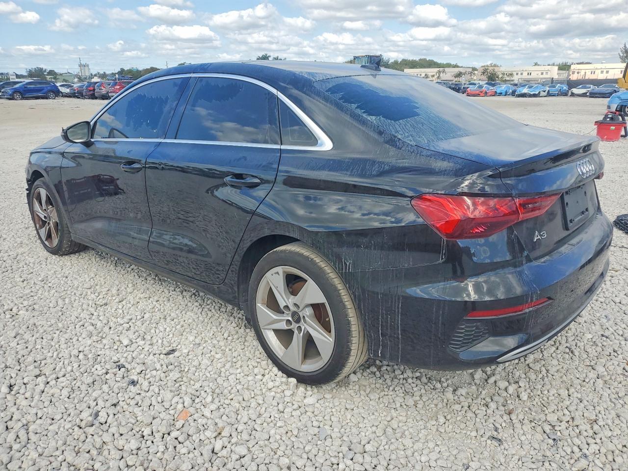 2023 Audi A3 Premium - Фото 2