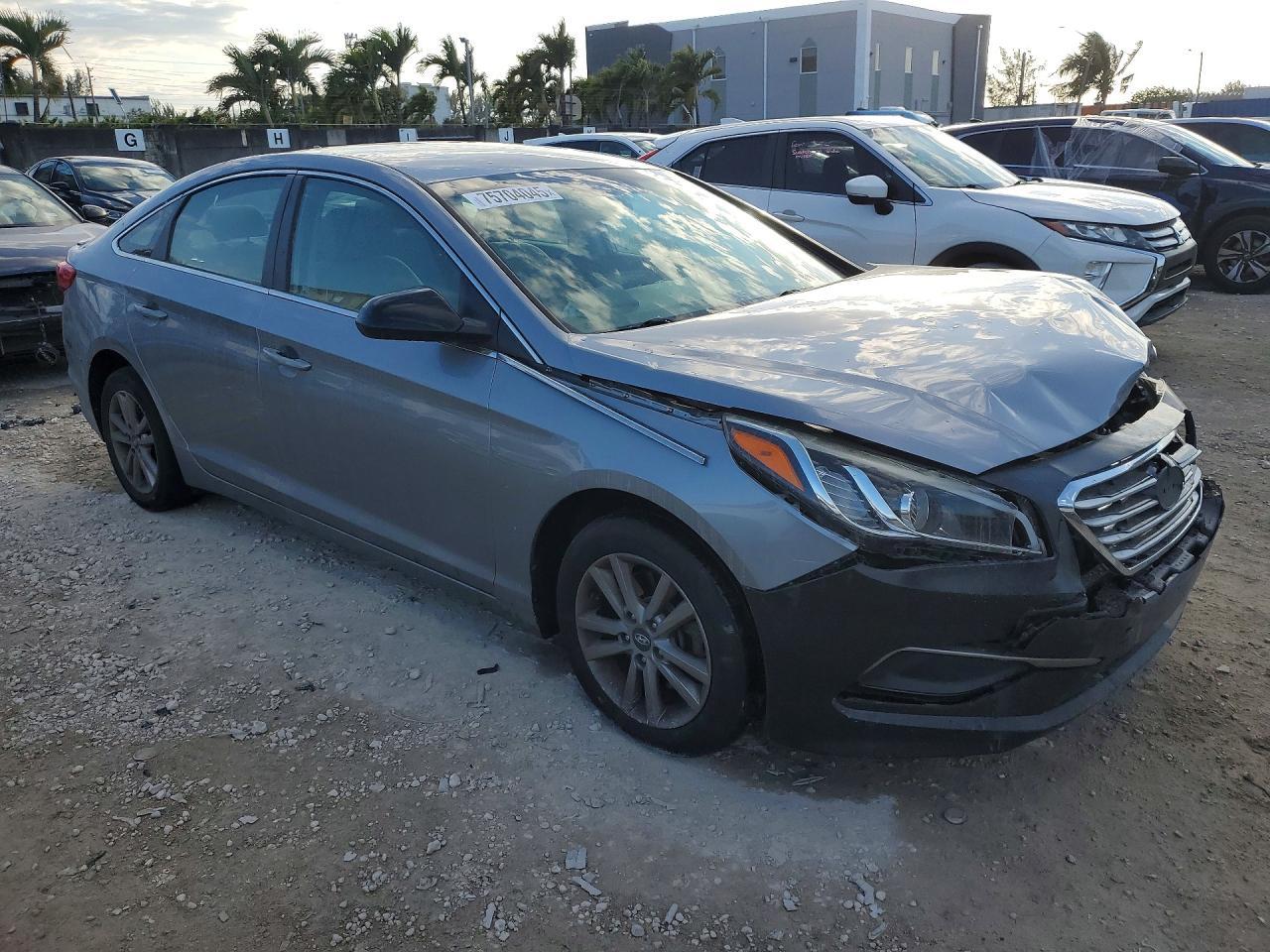 2016 Hyundai Sonata Se - Фото 4