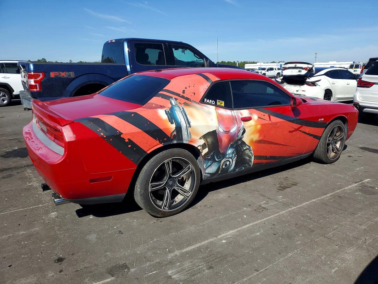 2012 Dodge Challenger R - Image 3