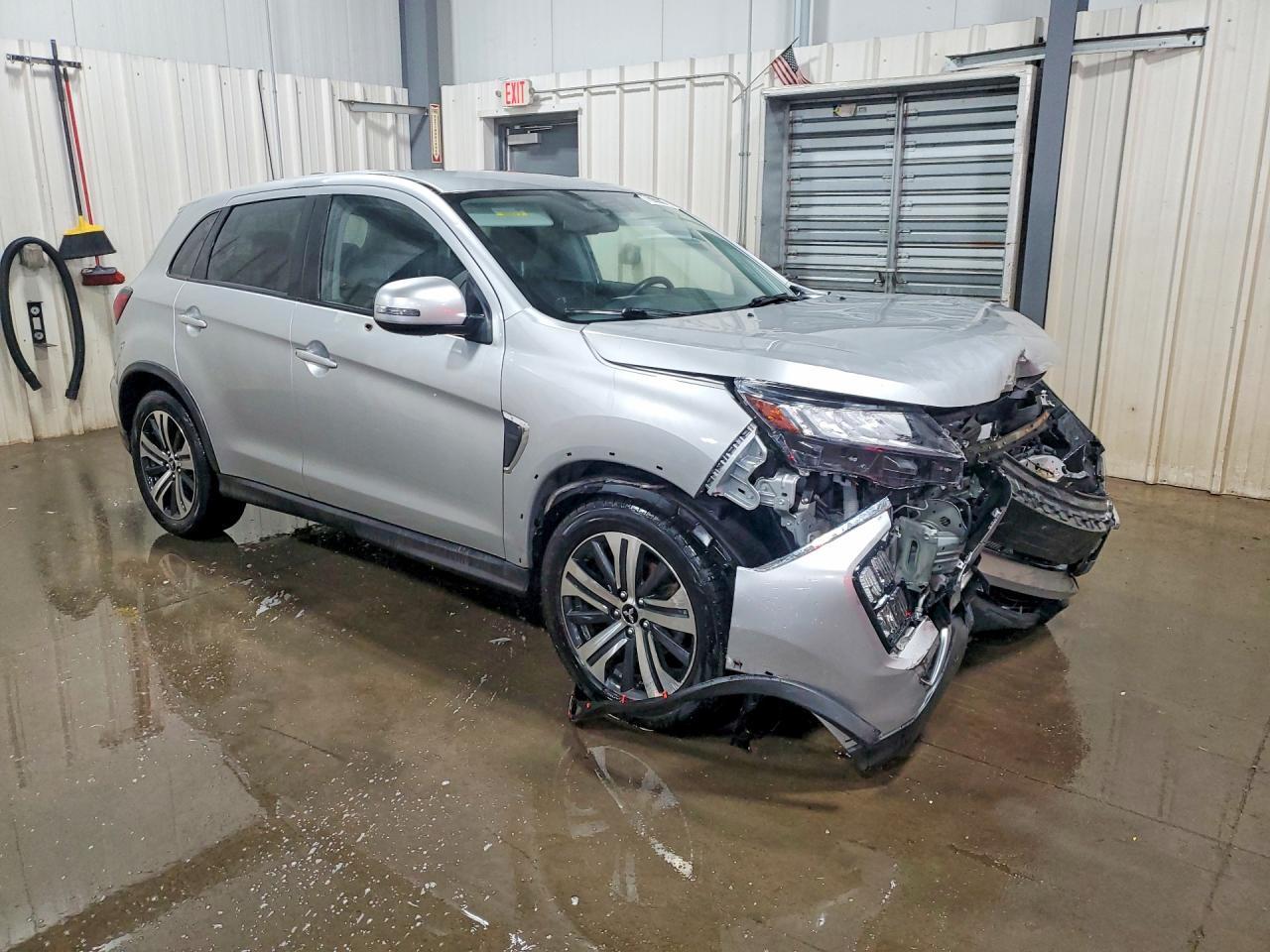 2020 Mitsubishi Outlander Sport Es - Image 4