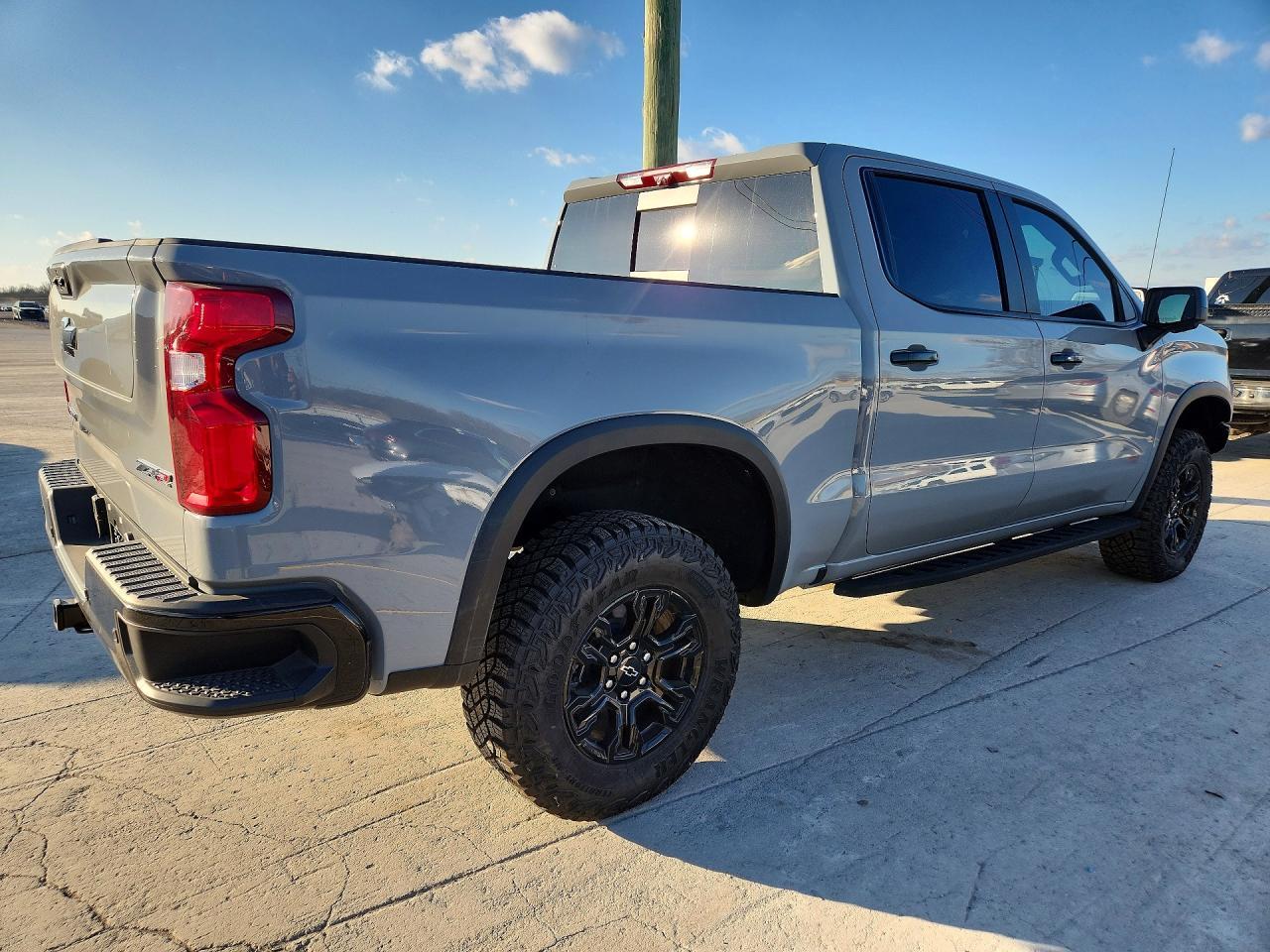 2025 Chevrolet Silverado K1500 Zr2 - Фото 3