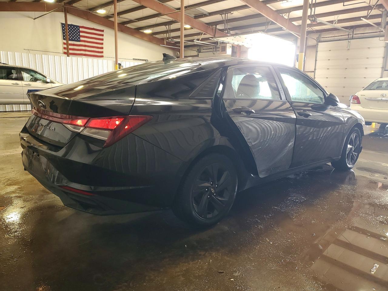 2021 Hyundai Elantra Sel - Фото 3