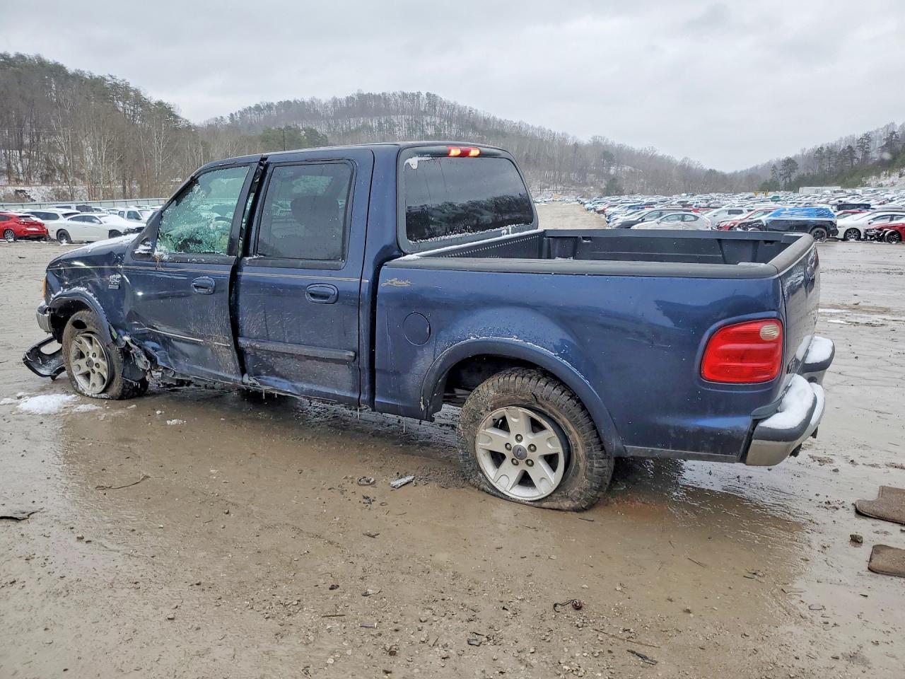2003 Ford F150 Supercrew - Image 2