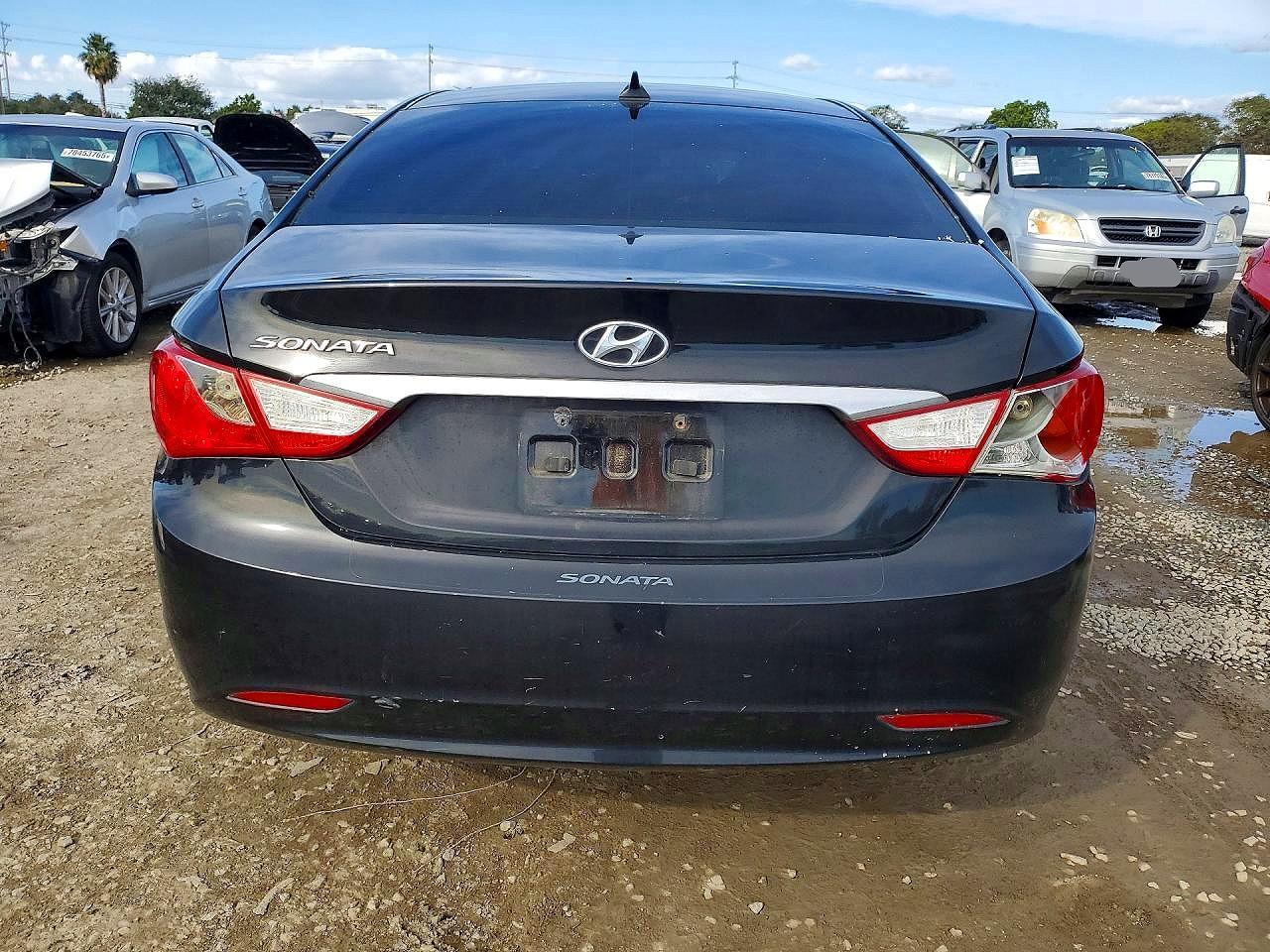 2013 Hyundai Sonata Gls - Image 6