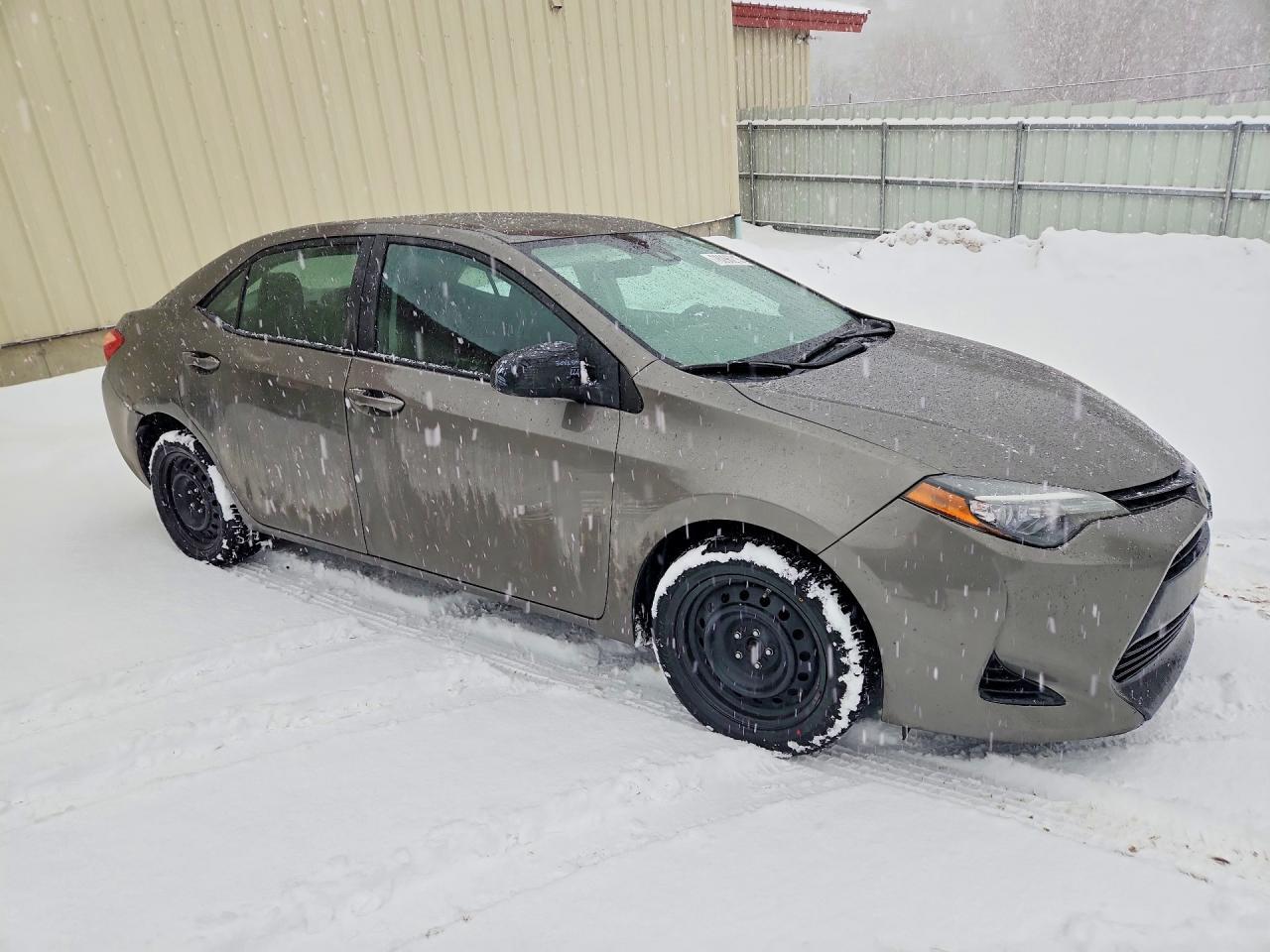 2017 Toyota Corolla Le - Фото 4