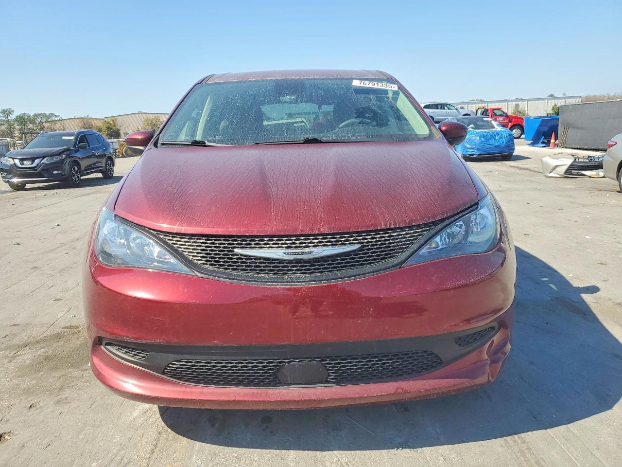 2022 Chrysler Voyager Lx - Image 5