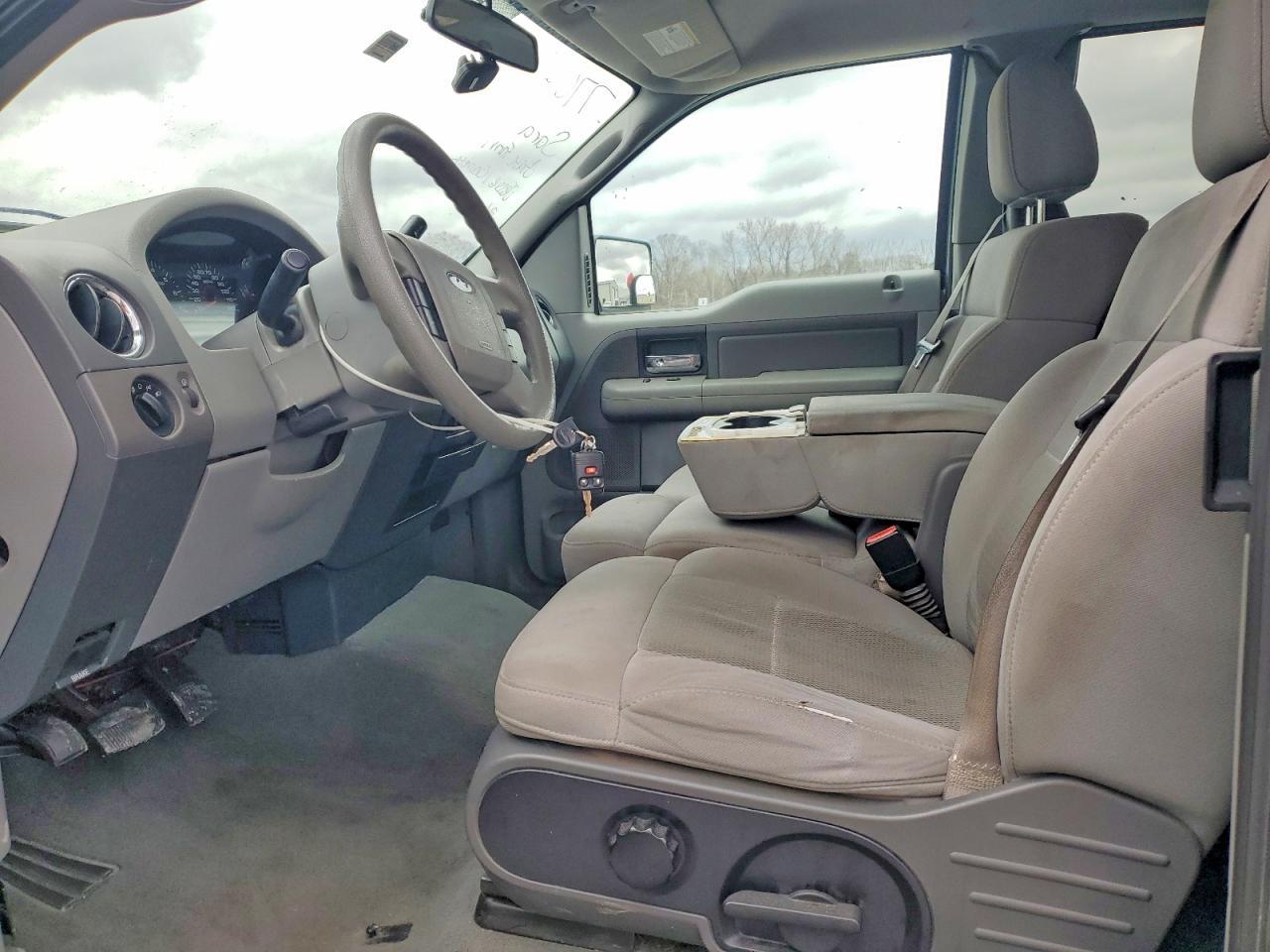 2006 Ford F150 - Image 7