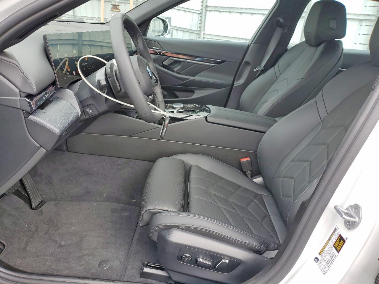 2026 BMW 530 I - Image 7