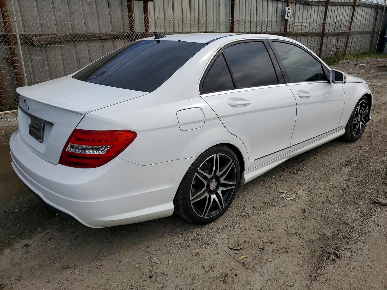 2013 Mercedes-Benz C 250 - Фото 3