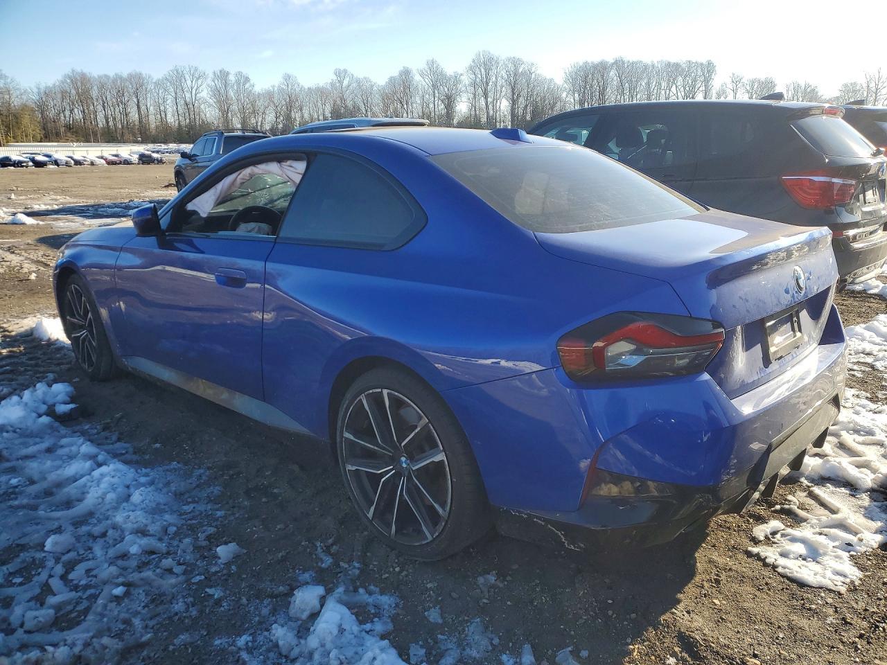 2023 BMW 230Xi - Image 2