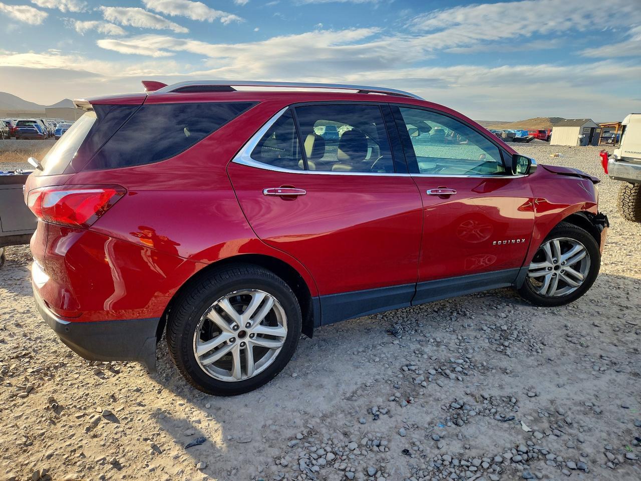 2019 Chevrolet Equinox Premier - Image 3