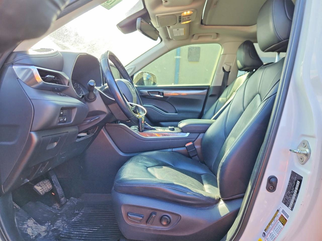 2020 Toyota Highlander Limited - Image 7