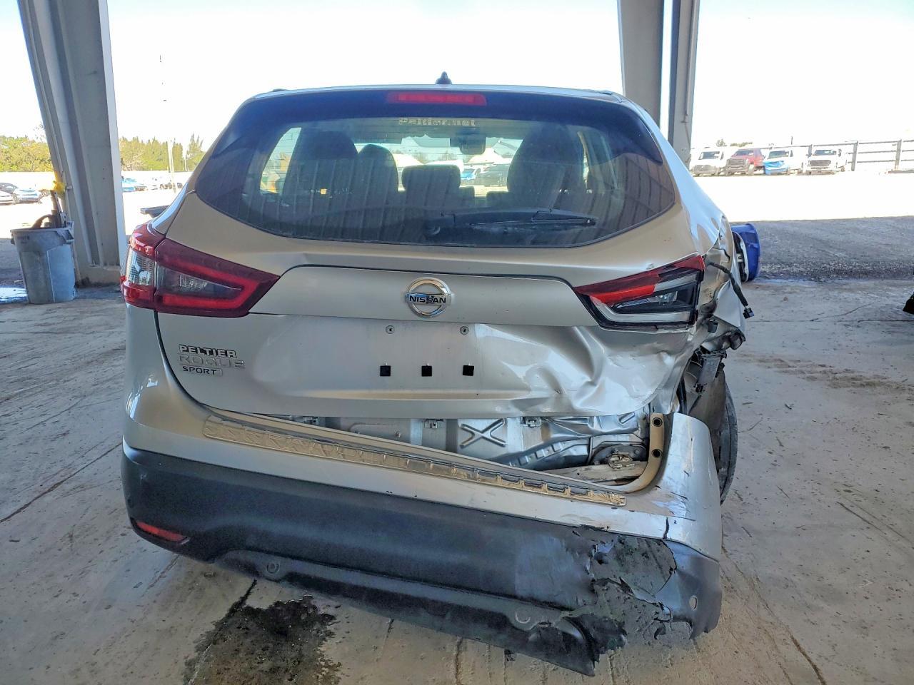 2020 Nissan Rogue Sport S - Фото 6