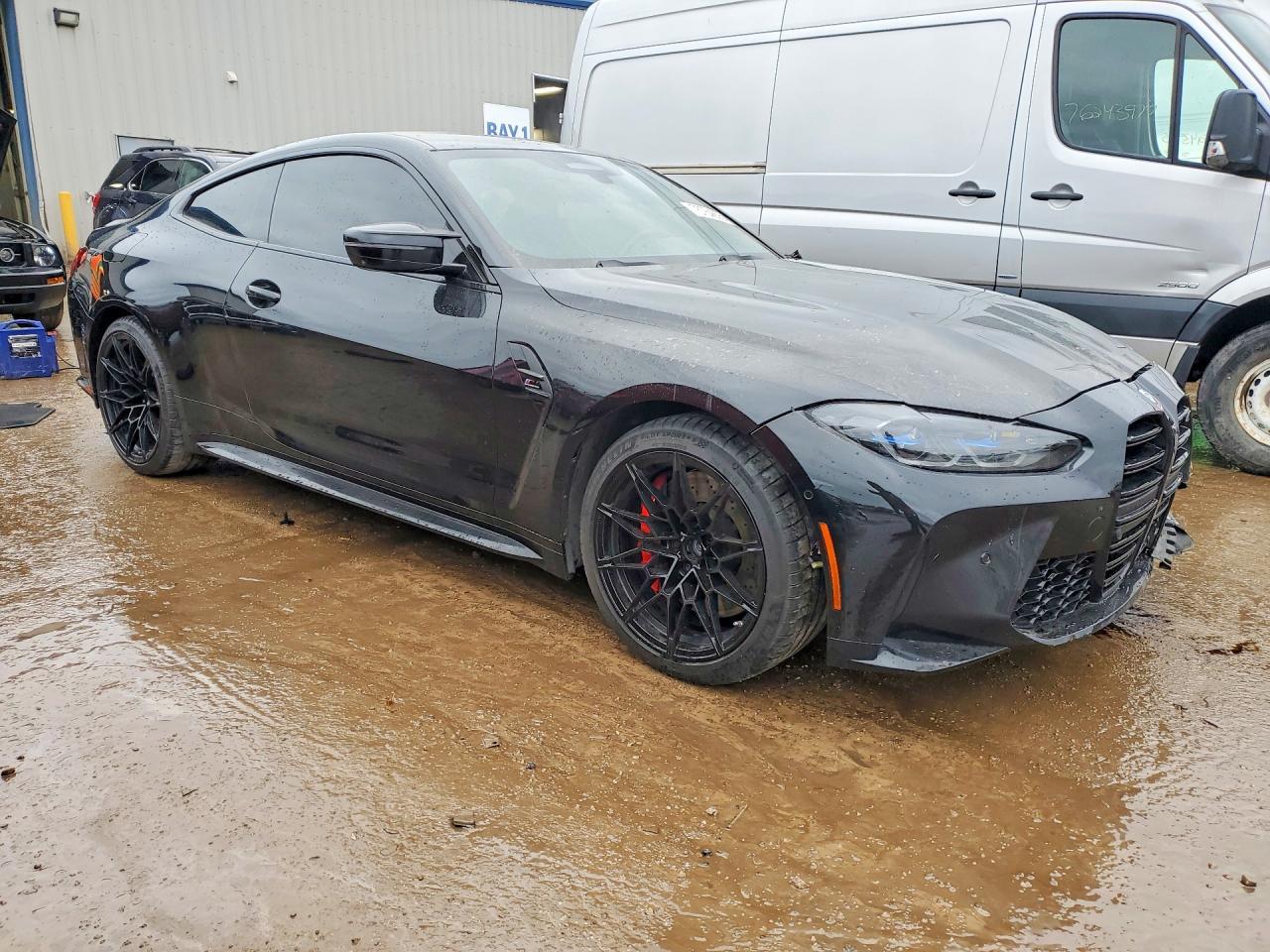 2023 BMW M4 Competition - Фото 4