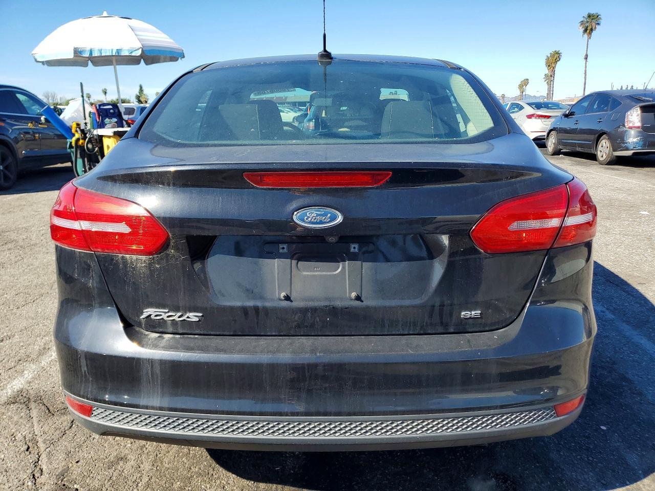 2016 Ford Focus Se - Image 6