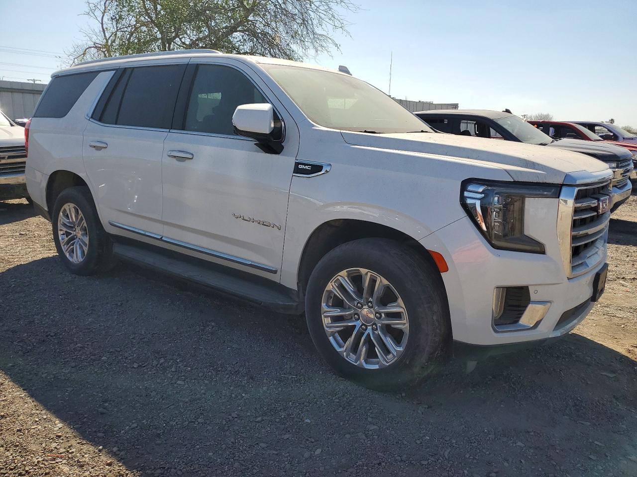 2021 GMC Yukon Slt - Фото 4