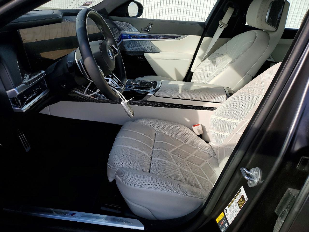 2024 BMW I7 Edrive50 - Фото 7