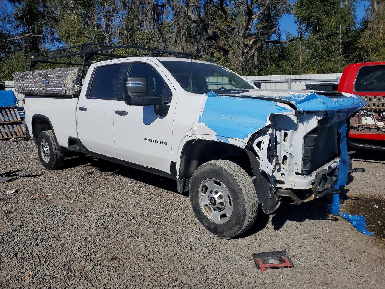 2024 Chevrolet Silverado C2500 Heavy Duty - Фото 4