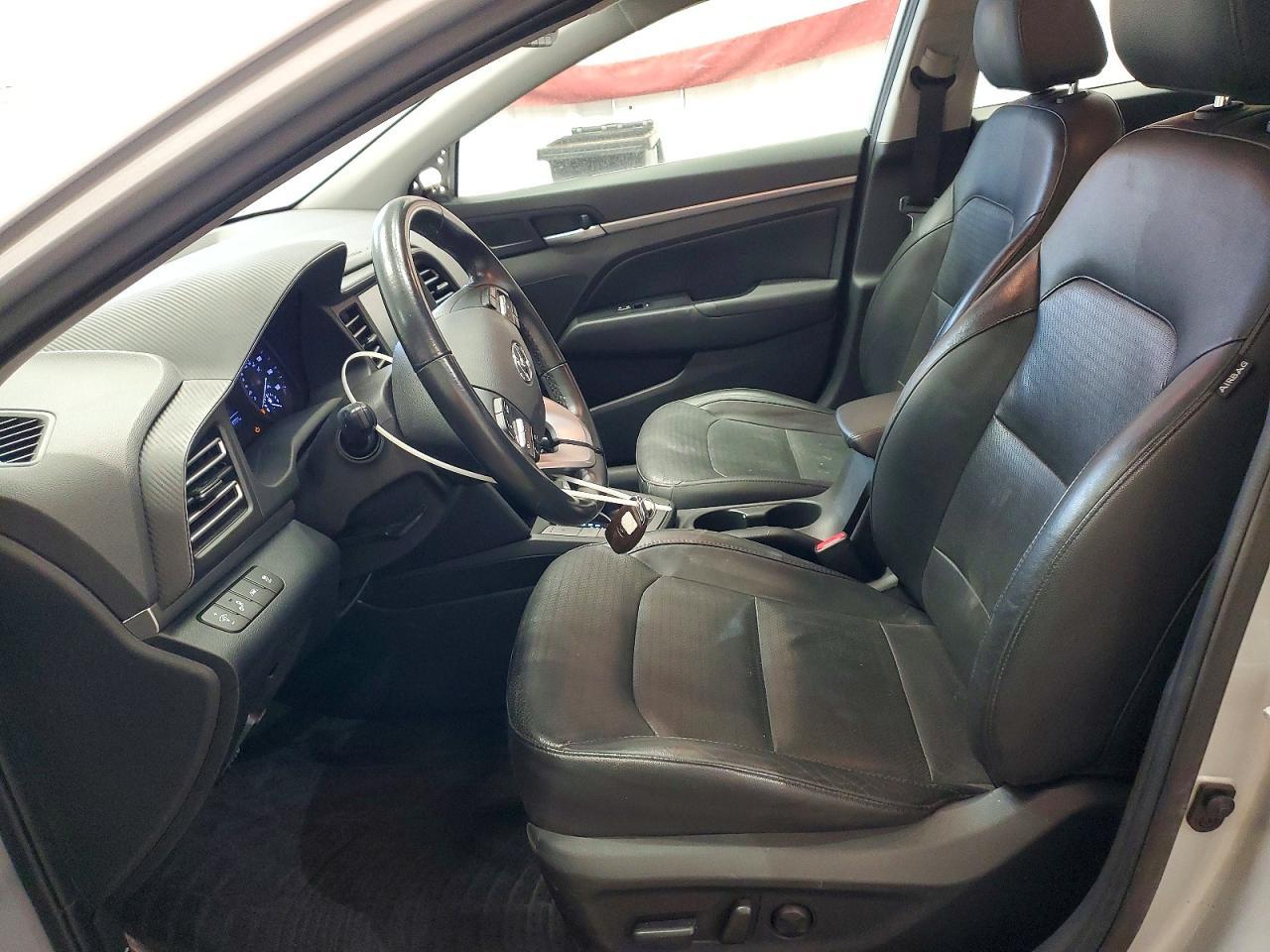 2020 Hyundai Elantra Limited - Фото 7
