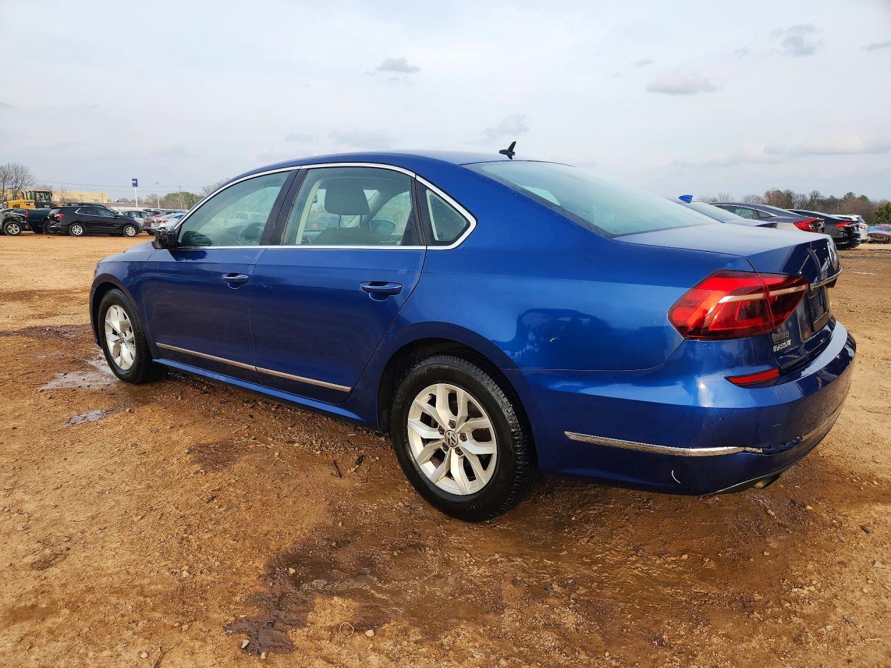 2017 Volkswagen Passat S - Image 2