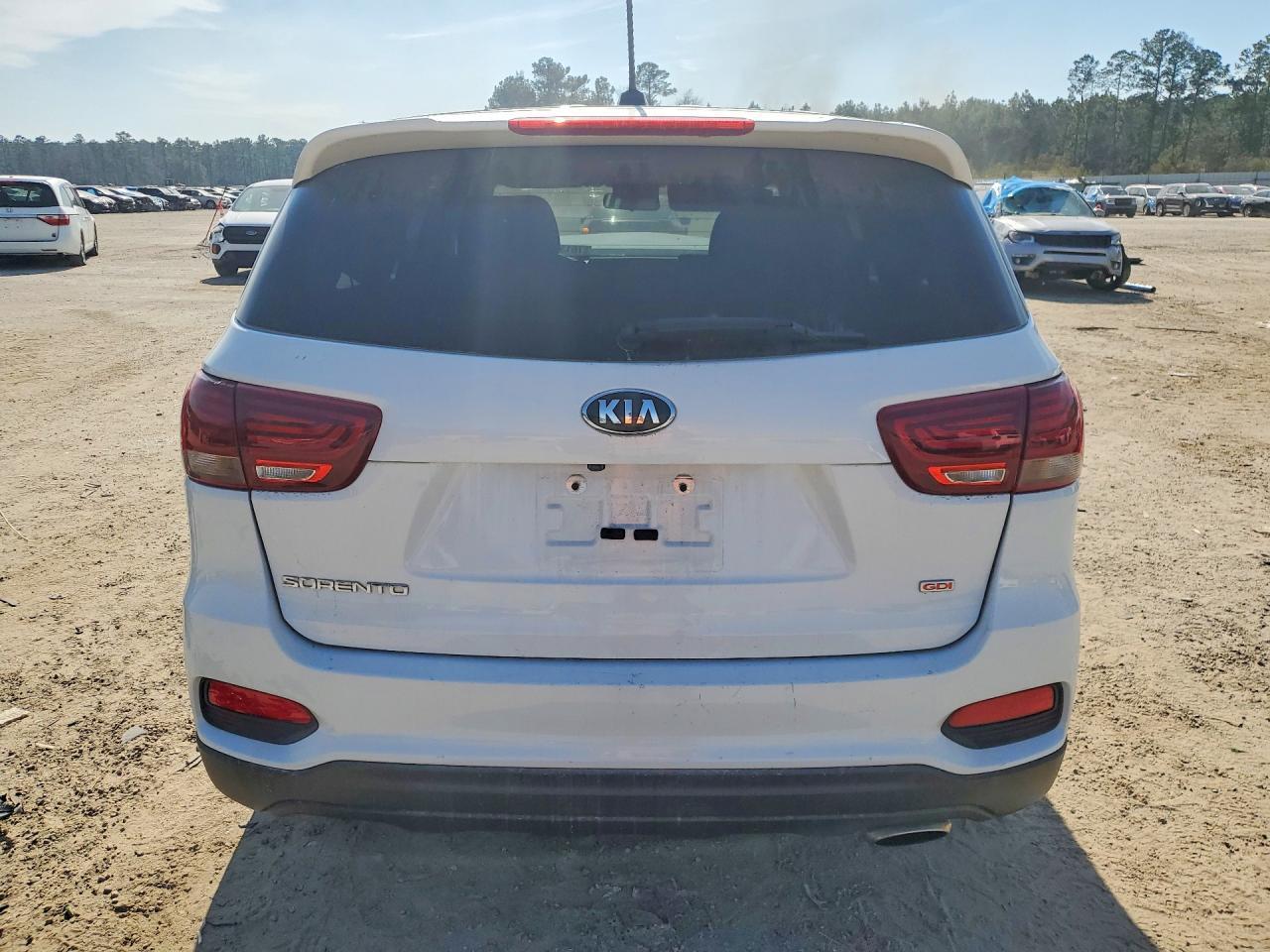 2020 Kia Sorento L - Image 6