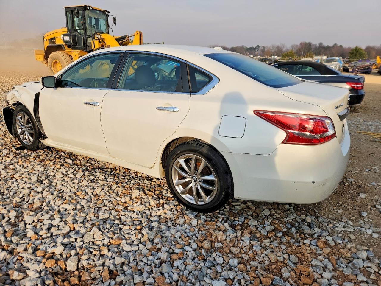 2013 Nissan Altima 2.5 - Фото 2