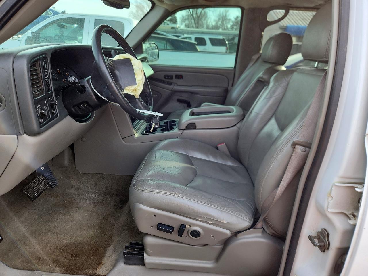 2004 Chevrolet Tahoe K1500 - Фото 7