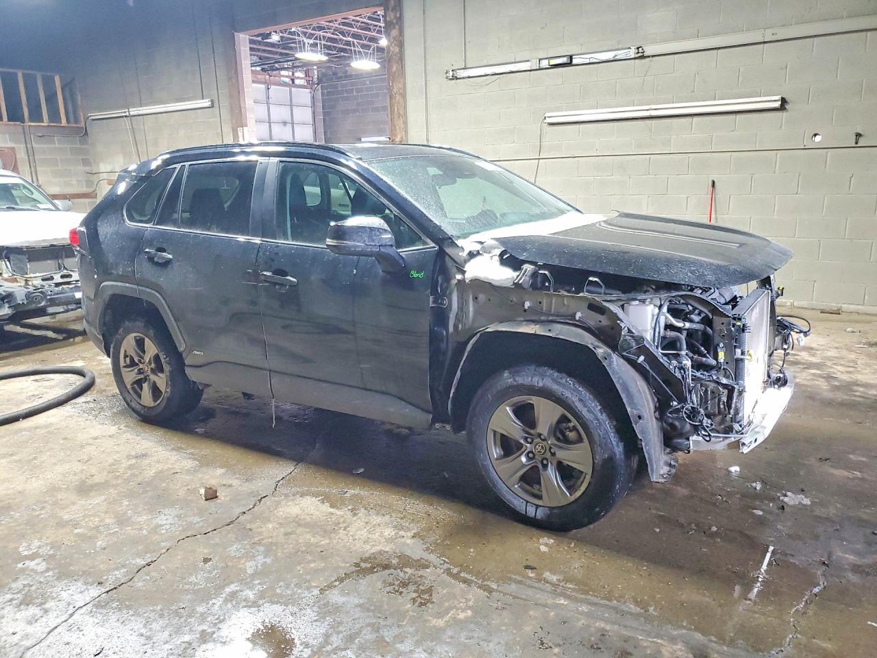 2024 Toyota Rav4 Xle - Фото 4