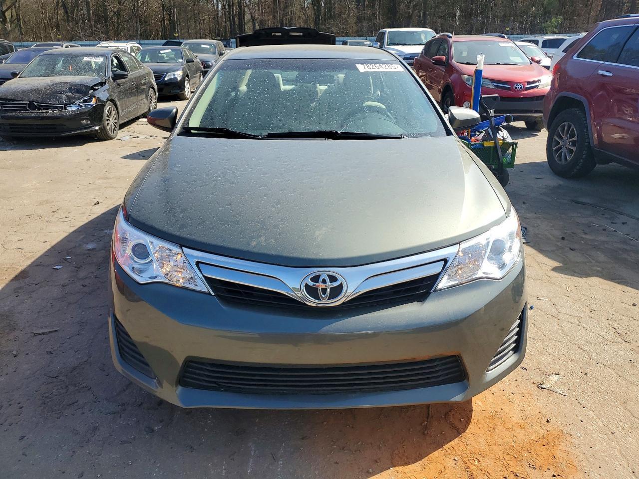 2012 Toyota Camry Base - Фото 5