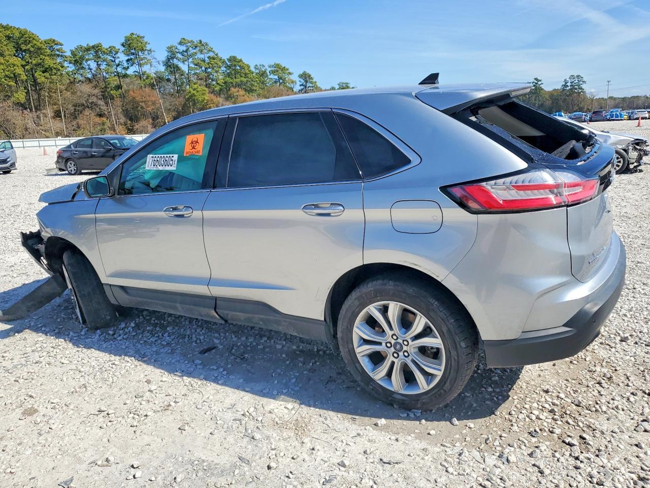 2022 Ford Edge Titanium - Фото 2