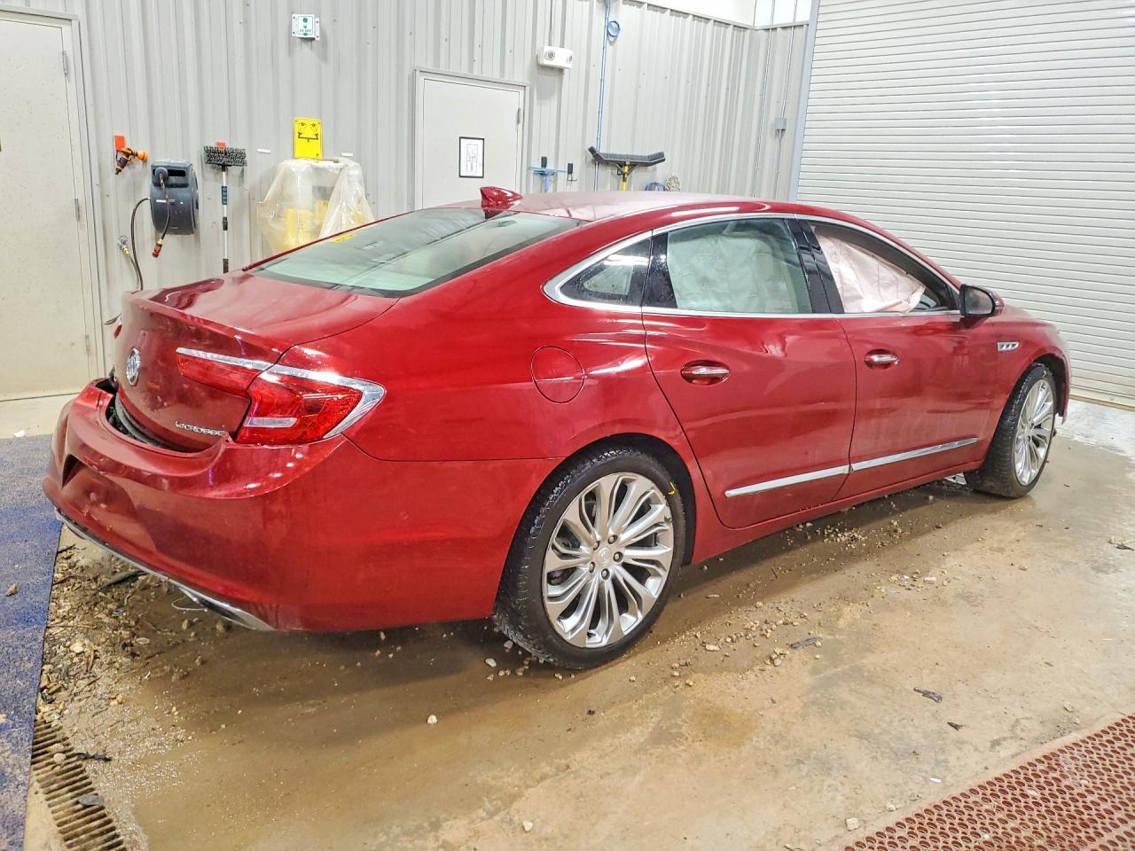 2018 Buick Lacrosse Premium - Image 3