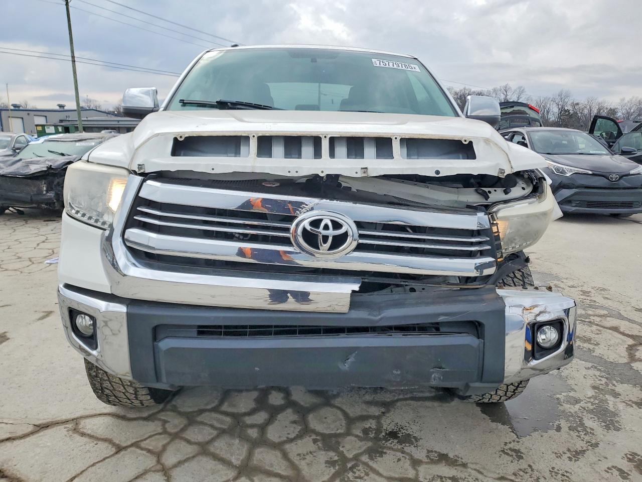 2016 Toyota Tundra Crewmax Sr5 - Image 5