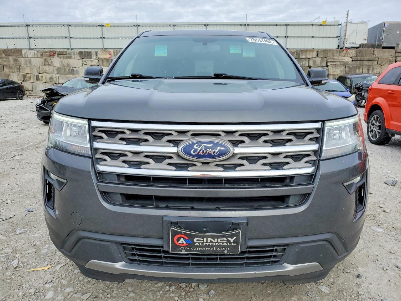 2018 Ford Explorer Xlt - Image 5
