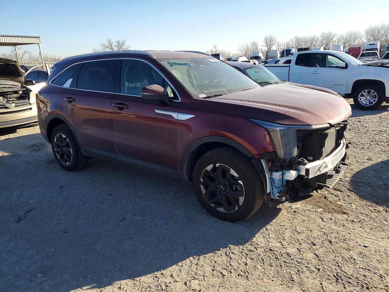 2025 Kia Sorento S - Фото 4