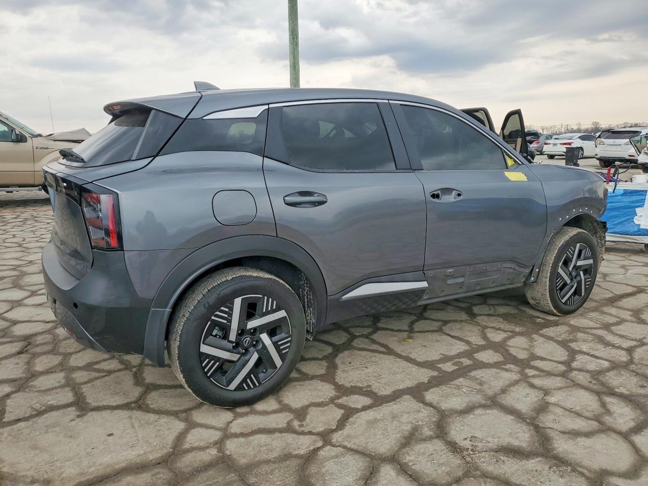 2025 Nissan Kicks Sv - Фото 3