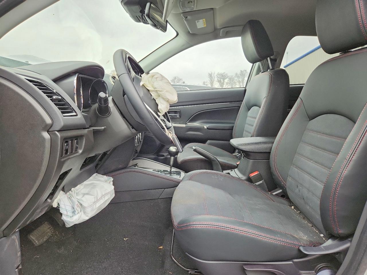 2025 Mitsubishi Outlander Sport S - Image 7