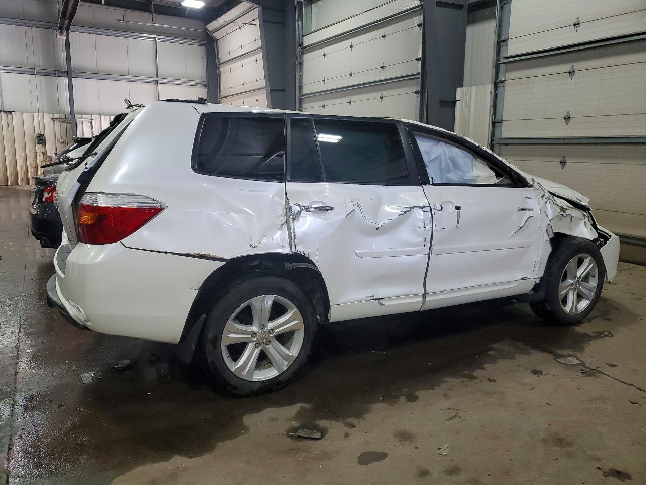 2010 Toyota Highlander Limited - Image 3