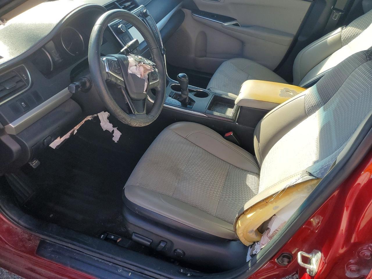 2015 Toyota Camry Le - Фото 7