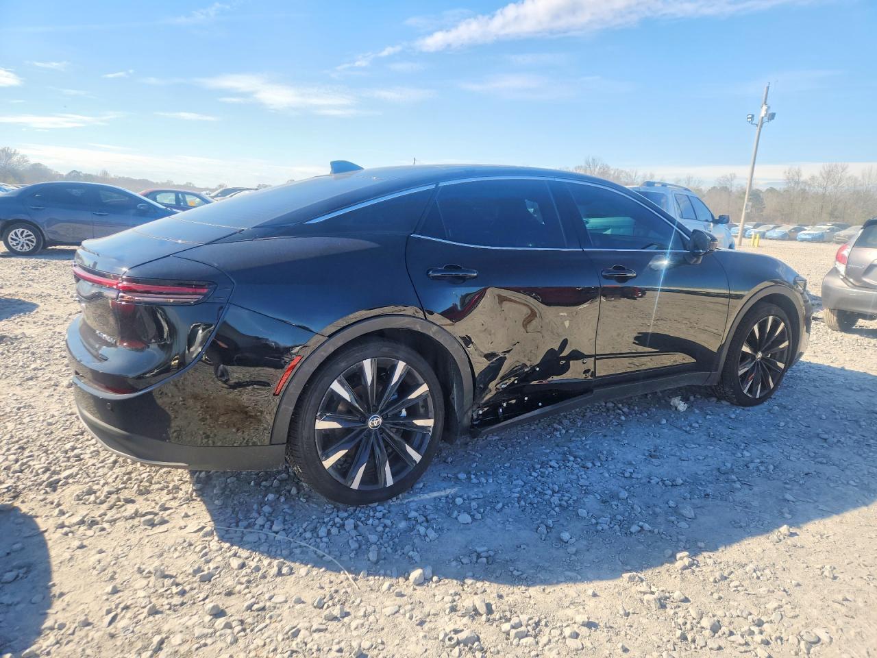 2025 Toyota Crown Platinum - Фото 3