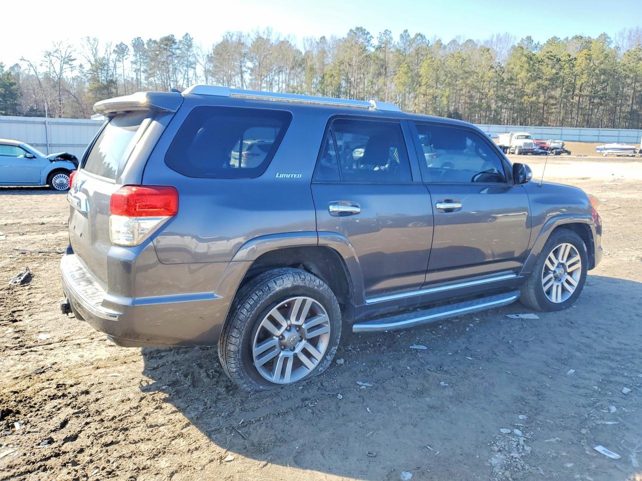 2013 Toyota 4Runner Limited - Image 3