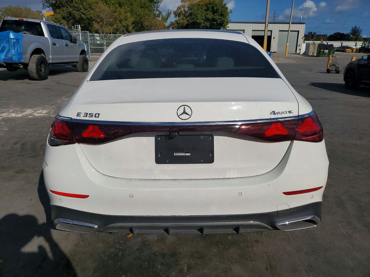 2024 Mercedes-Benz E 350 4Matic - Image 6